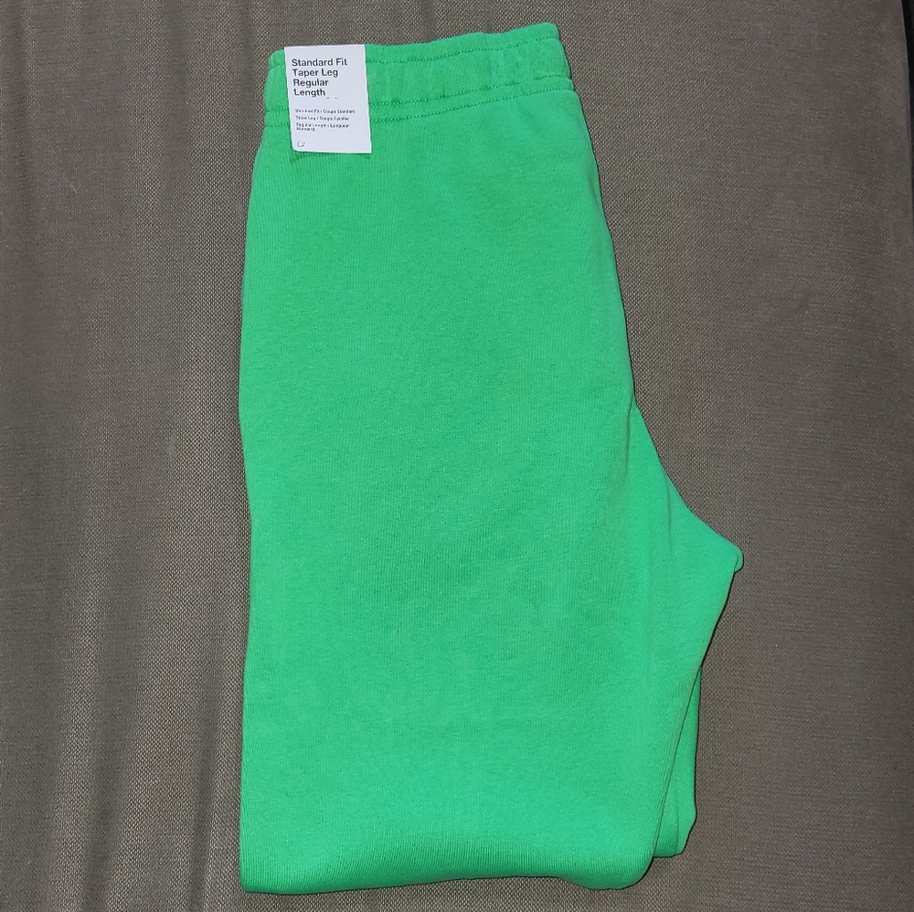 Nike joggers new with tags - Picture 2 of 3